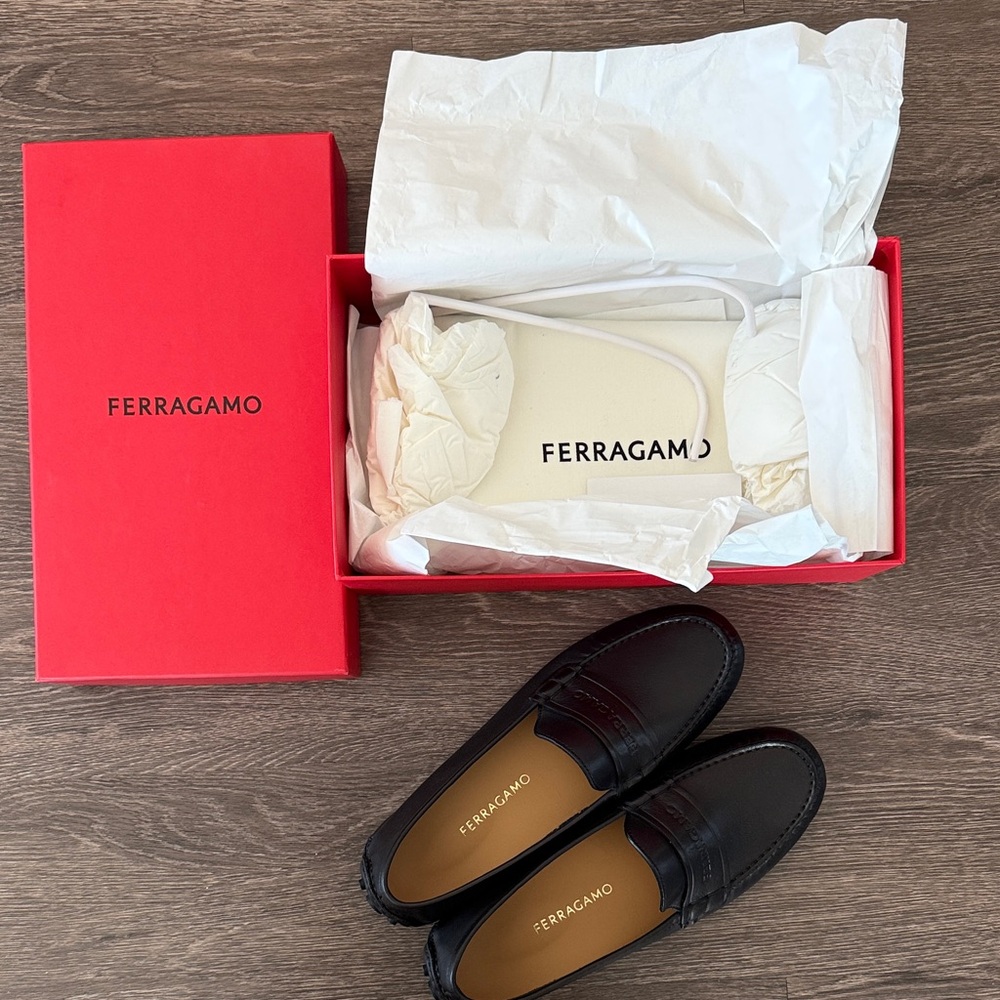 Salvatore Ferragamo Ferragamo Iside Driver Moccasins - Picture 7 of 11